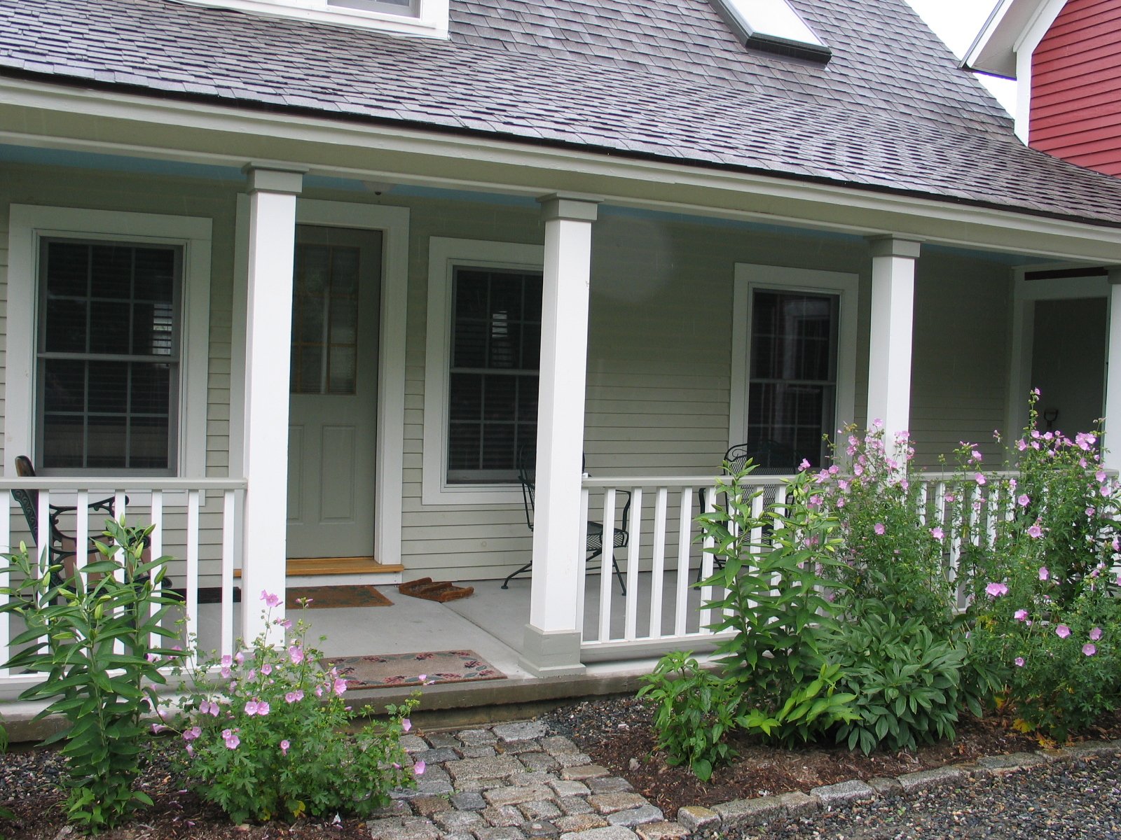 THE FRANCONIA COTTAGE